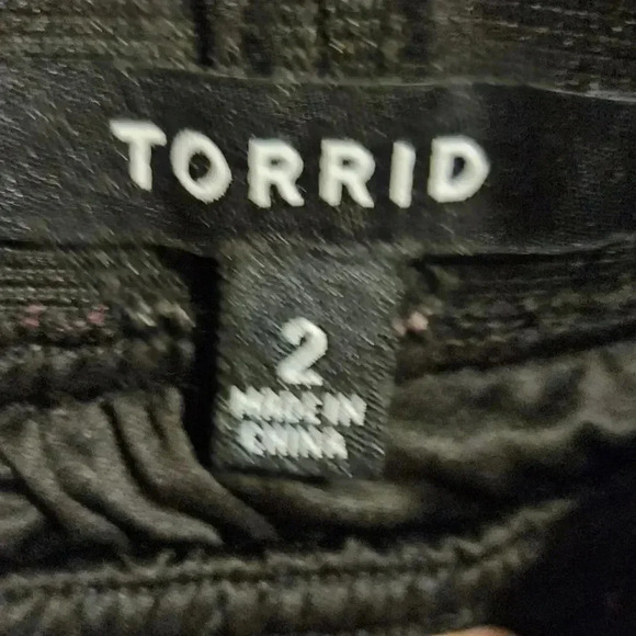 Torrid Midi Chiffon Pleated Floral Skirt Flowy Feminine Plus Size 2X or 16 18 - Picture 8 of 9